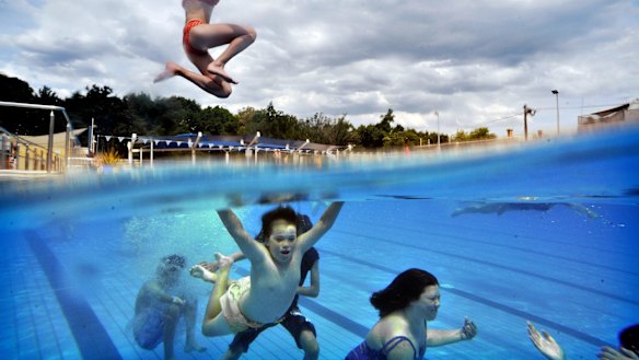 Community groups swim against the tide in a bid to save outdoor pools