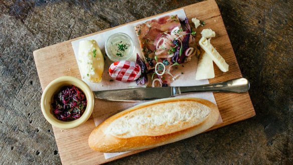 The ploughman's plate at Stables of Como.