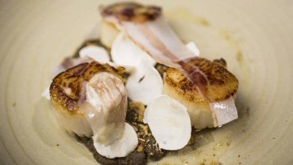 For sharing: Scallops, hazelnuts, button mushrooms, chamomile.