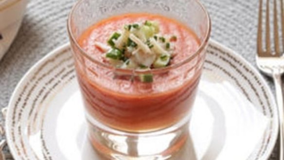 Tomato jelly with crab and chives