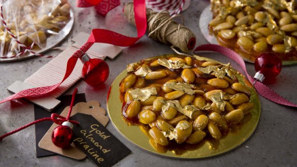 Making little edible gifts at Christmas adds a personal touch, these small tokens will make anyone smile.