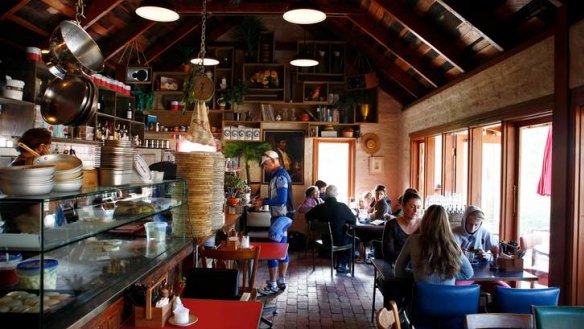 A Boy Named Sue is a delightful mudbrick cafe and pizzeria.