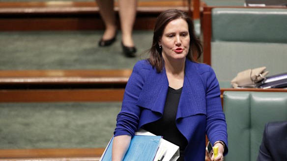 Revenue and Financial Services Minister Kelly O’Dwyer has announced a hotline for whistleblowers with information about illegal phoenix companies.