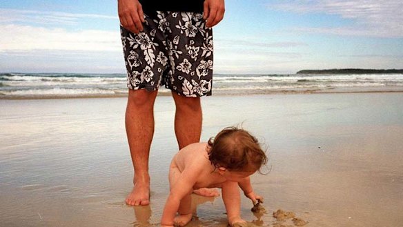 "Fathering blindspot"... dad's role stuck in the 1950's, report says.