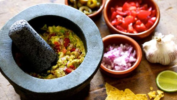 DIY guacamole: Fun and colour without the fuss.