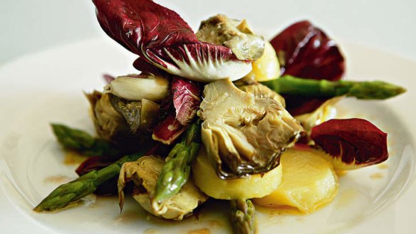 Spring salad of artichoke, asparagus and new potatoes