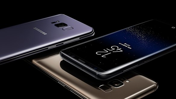 The Galaxy S8 started shipping last week, but some people who pre-ordered in South Korea complained about the display. Samsung originally recommended the users fix the problem manually, but has now confirmed it will allow users to rectify the issue via an update.