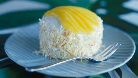 Mango and macadamia cake