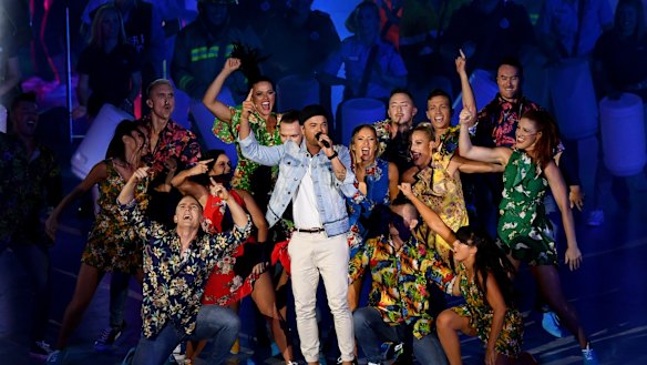 Guy Sebastian croons for the Gold Coast crowd.