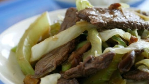 Sizzling beef with celery