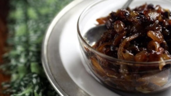 Onion and sultana marmalade