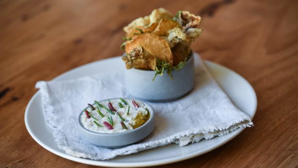 Barramundi crackers and dip.