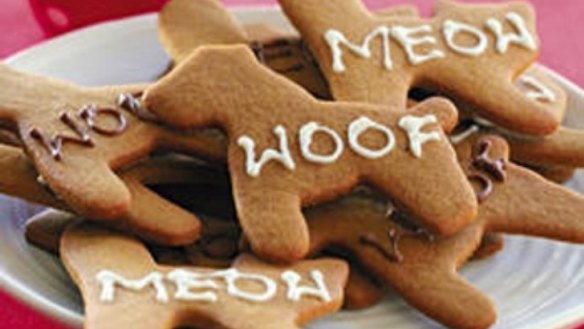 Gingerbread Cats and Dogs