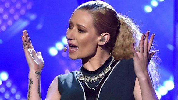 Have we finally reached Peak Idiocy? : Quick, to the outrage-mobile! Iggy Azalea causes wide-spread upset for what? Not tweeting.