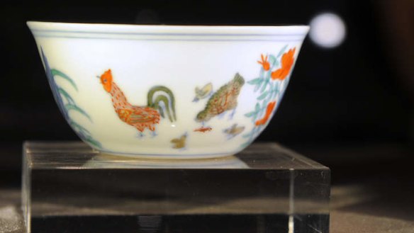 The Meiyintang Chenghua 'chicken cup'.