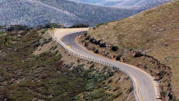 Full circle ... the Great Alpine Road.