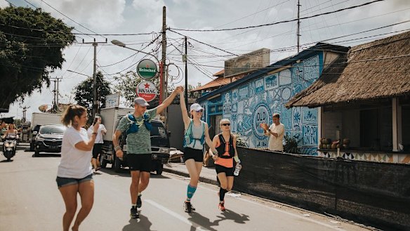 "Team Caboose" ran all the way together.