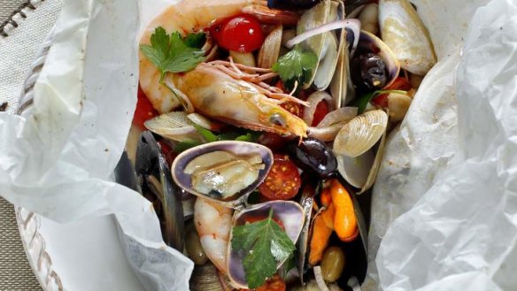 A bag of shellfish, or seafood al cartoccio.