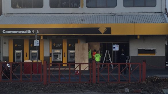 Springvale Commonwealth Bank fire: Twenty-seven people injured, six ...