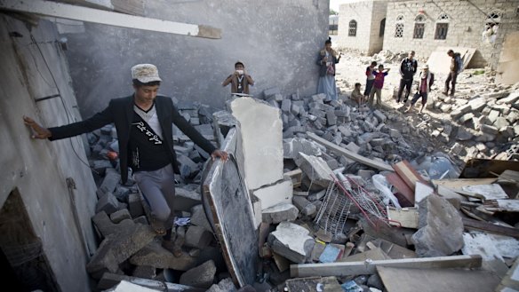 As Saudi Arabia and its allies continue its air and ground offensive on multiple fronts in Yemen, the Red Cross has called for a 24-hour ceasefire to deliver aid to the thousands of people who need help. 