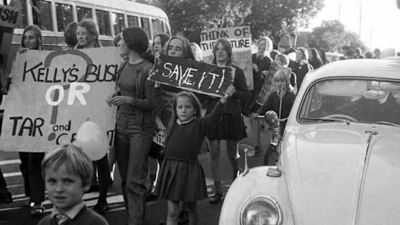 The Kelly's Bush gang protesting.
