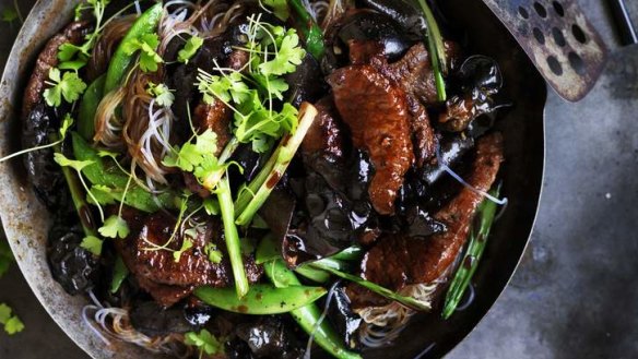 Mid-week dinner: Lamb, mushroom and hoisin noodle stir fry.