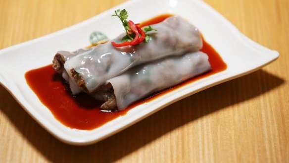 Vermicelli Roll with pig's liver is one of the 'Big Four Heavenly Kings'.