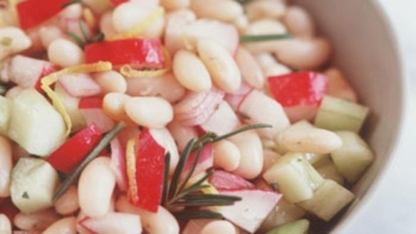 Tuscan white bean salad