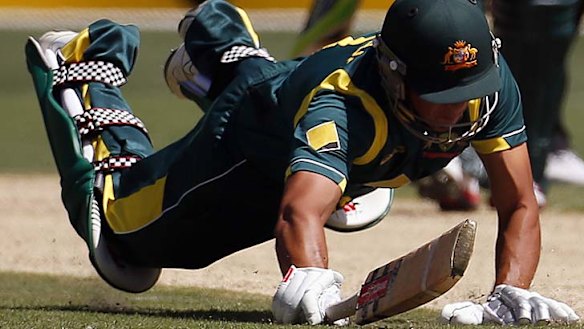 Khawaja's run of outs continues