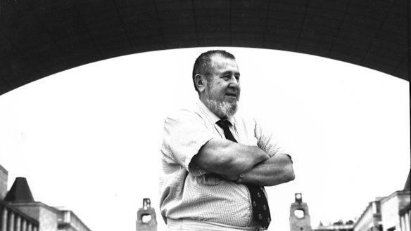 Science icon Harry Messel was an early champion of computers