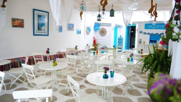 Greek island oasis: the courtyard at Mykonos Cafe and Crepes.