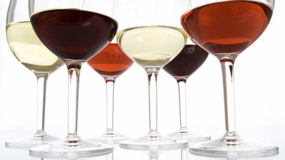 Research in the US suggests the colour of wine affects how much we drink.