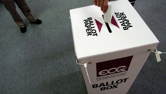 An overwhelming majority of MPs voted to send Queensland to a referendum next year to decide whether the state should have fixed four-year terms.