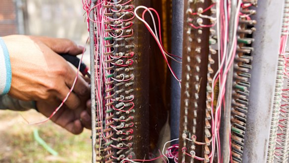 A Broadband Performance Monitoring and Reporting program will be launched to determine whether speed issues are linked to the NBN  or retail services providers.