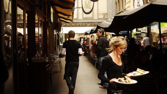 Australians eat out at cafes more than at any other type of dining establishment.