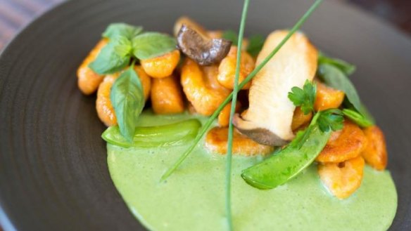 Sweet potato gnocchi with mushrooms, sugar-snap peas and chive cream at Vege Rama.