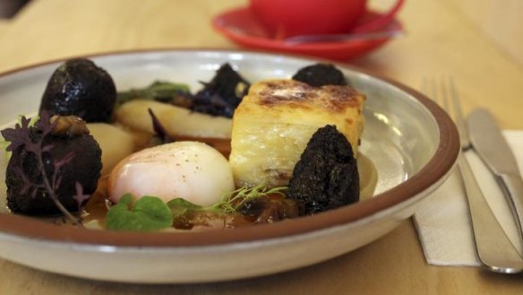 'Breakfast of Champions' with 63-degree egg at Devon Cafe.