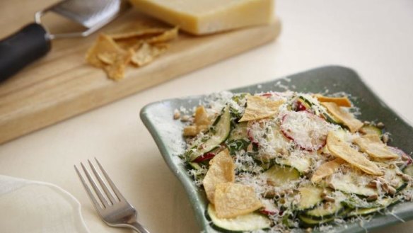 Zucchini with lime, pecorino and tortillas.