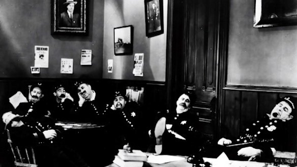 Looking at the performance of ANZ's share price after the placement was announced suggests any conspiracy was more Keystone Cops than Iran-Contra.