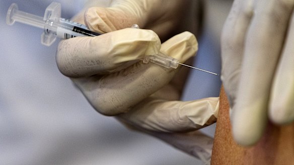Hospital staff in high-risk wards must be vaccinated against the flu this year.