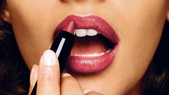 Avon has closed the door on its Australian reps. 