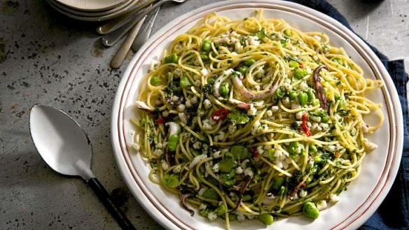 Ideal spring pasta: Spaghetti with broad beans and cuttlefish (or calamari).