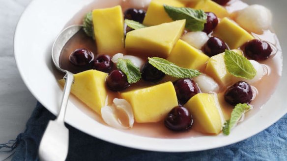 Perfect summer dessert: Fresh fruit with lime, lemongrass and mint.