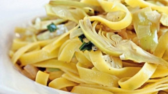 Tagliatelle with spring artichokes and mint