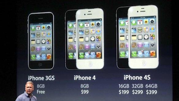 Spot the difference ... Apple's iPhone 4S looks identical to iPhone 4.