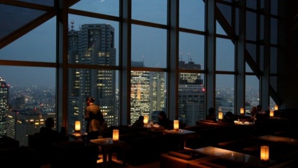 The New York Bar atop Shinjuku's Park Hyatt Hotel in Tokyo, you may recognize it in late night cocktail scenes from Lost In Translation.