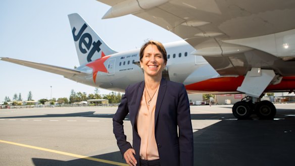 Jayne Hrdlicka is departing Qantas. 