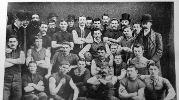 The Melbourne Football Club team of 1886.
