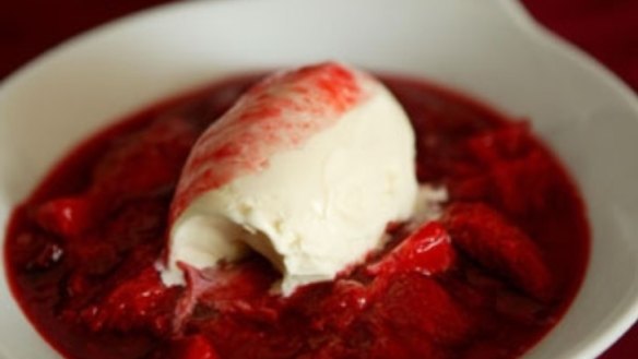 Rhubarb and strawberry compote with vanilla ice-cream