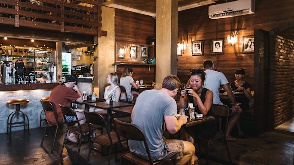 Australian expats success stories: The 20 Australians who opened cafes ...